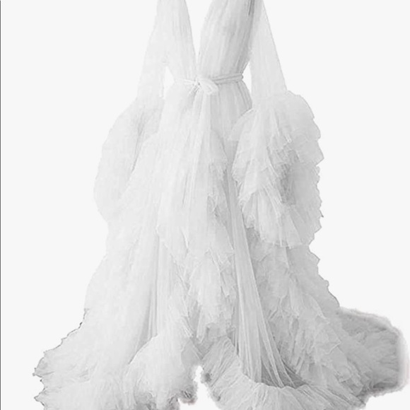 Tulle Puffy Robe - Picture 2 of 7